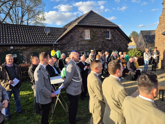 Fahnen und Kreuzweihe 2025