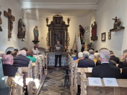 Fahnen und Kreuzweihe 2025