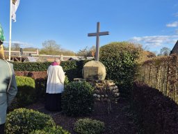 Fahnen und Kreuzweihe 2025